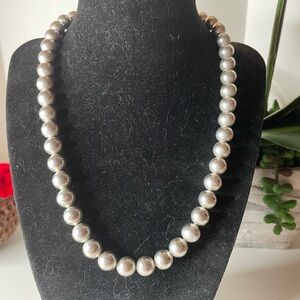 Elegant Silver Necklace